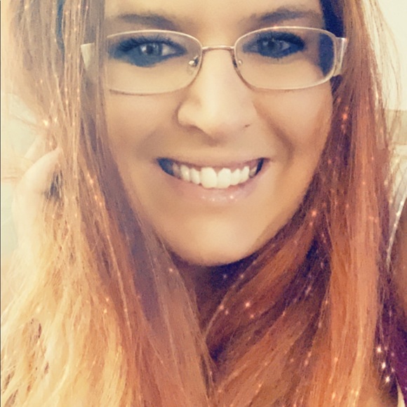 Meet your posher ❤️ - Picture 2 of 3